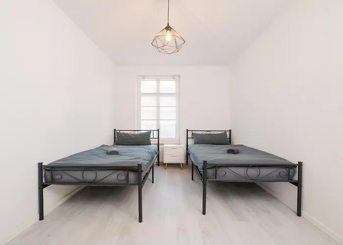 Lejlighed Smart - - Perfect For 6-8 Guests! Netflix - - Free Parking Zone