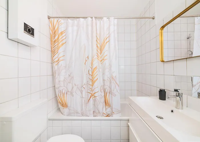 Lejlighed Smart - - Perfect For 6-8 Guests! Netflix - - Free Parking Zone